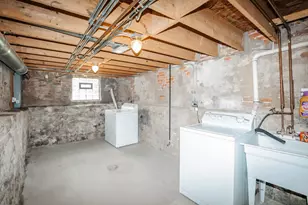 10433 S Corliss Ave, Chicago, IL 60628 - Photo 18