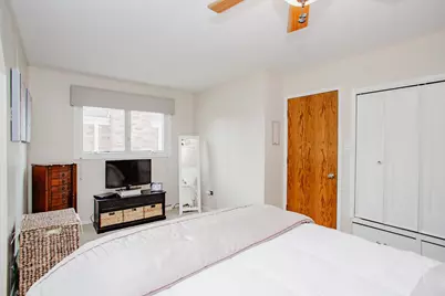 5222 N Oriole Avenue, Chicago, IL 60656 - Photo 20