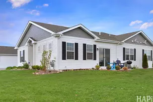 6445 Juniper Dr, Wonder Lake, IL 60097 - Photo 1