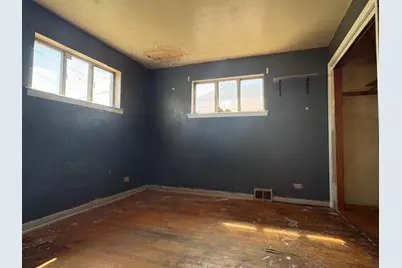 3709 W 66th Place, Chicago, IL 60629 - Photo 6