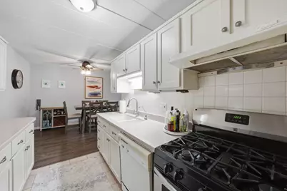 5S040 Pebblewood Lane #W103, Naperville, IL 60563 - Photo 6