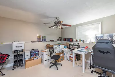 814 Holdridge Avenue, Winthrop Harbor, IL 60096 - Photo 22