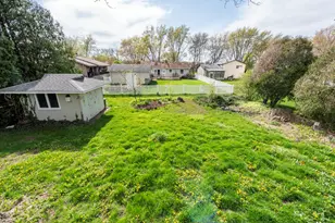 814 Holdridge Ave, Winthrop Harbor, IL 60096 - Photo 28