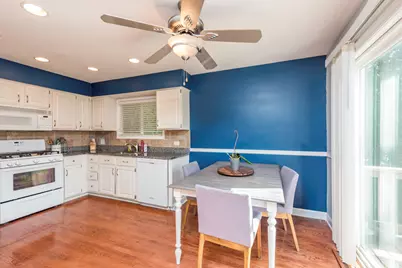 814 Holdridge Avenue, Winthrop Harbor, IL 60096 - Photo 10