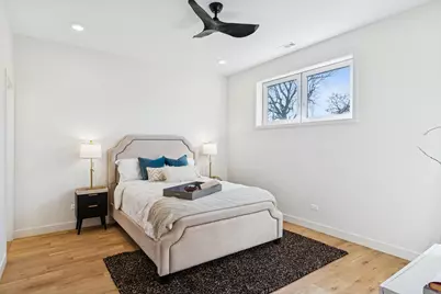 4208 S Calumet Avenue #201, Chicago, IL 60653 - Photo 14