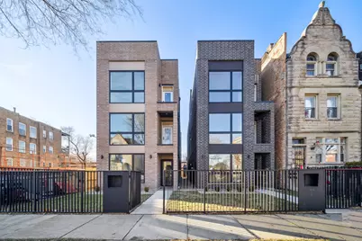 4208 S Calumet Avenue #201, Chicago, IL 60653 - Photo 1
