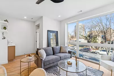 4208 S Calumet Avenue #201, Chicago, IL 60653 - Photo 2