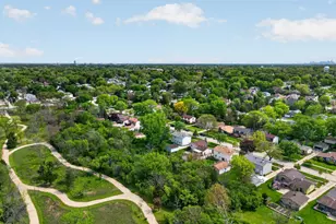 453 S Park St, Westmont, IL 60559 - Photo 50