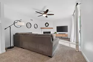 453 S Park St, Westmont, IL 60559 - Photo 16