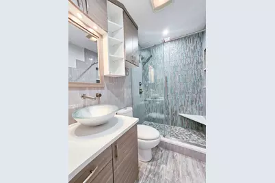 9442 Bay Colony Drive #3E, Des Plaines, IL 60016 - Photo 12