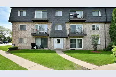 9442 Bay Colony Drive #3E, Des Plaines, IL 60016 - Photo 1