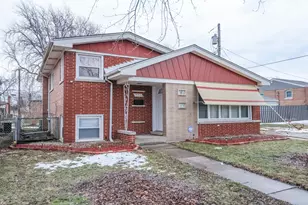 15333 Grant St, Dolton, IL 60419 - Photo 1