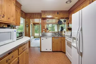16 Green Ridge Rd, Elgin, IL 60120 - Photo 18