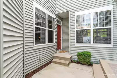 1005 Hummingbird Way, Bartlett, IL 60103 - Photo 2