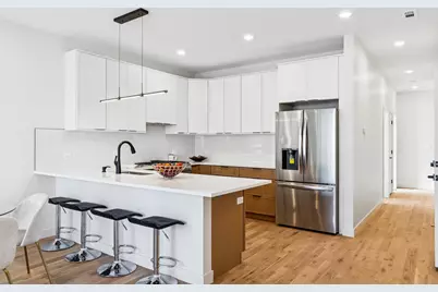 4208 S Calumet Avenue #301, Chicago, IL 60653 - Photo 8