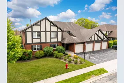 245 Windsor Lane #B, Willowbrook, IL 60527 - Photo 1