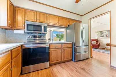 245 Windsor Lane #B, Willowbrook, IL 60527 - Photo 12