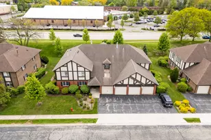 245 Windsor Ln, Willowbrook, IL 60527 - Photo 26