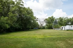 17049 W Edwards Rd, Antioch, IL 60002 - Photo 52