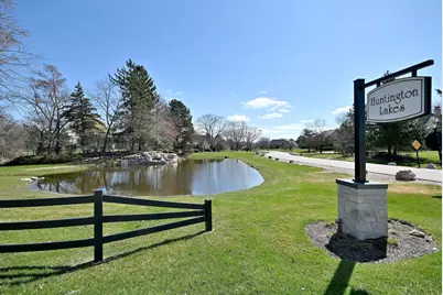 5681 River Park Drive, Libertyville, IL 60048 - Photo 2