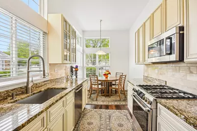 1058 Providence Lane, Buffalo Grove, IL 60089 - Photo 10