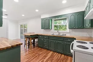 2585 Market Rd, Marion, IL 62959 - Photo 10