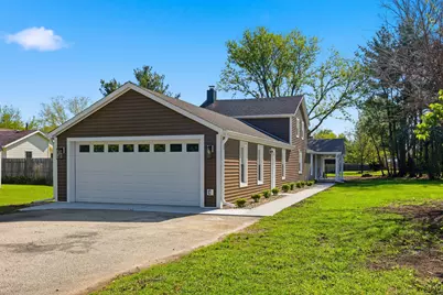 1107 N East Street, Marengo, IL 60152 - Photo 2