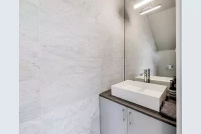 2050 W Huron Street, Chicago, IL 60612 - Photo 18