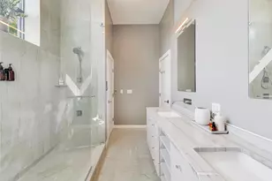 2050 W Huron St, Chicago, IL 60612 - Photo 26