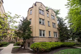 417 Wisconsin Ave, Oak Park, IL 60302 - Photo 2