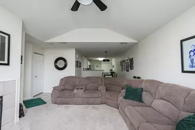405 Stonegate Way #405, Manteno, IL 60950 - Photo 6