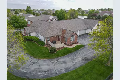 405 Stonegate Way #405, Manteno, IL 60950 - Photo 2