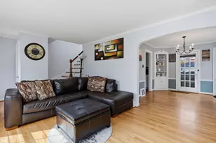 4834 N Mulligan Ave, Chicago, IL 60630 - Photo 4