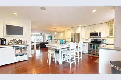 705 E Douglas Street, Saint John, IL 61873 - Photo 4