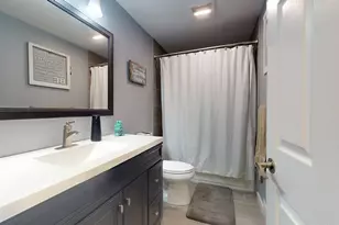 705 E Douglas St, Saint John, IL 61873 - Photo 8