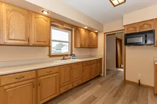 1007 16th Ave, Fulton, IL 61252 - Photo 10