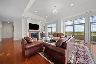 100 Prairie Park Dr, Wheeling, IL 60090 - Photo 8