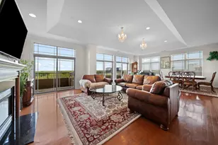 100 Prairie Park Dr, Wheeling, IL 60090 - Photo 6