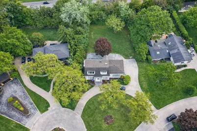 15 Devonshire Drive, Oak Brook, IL 60523 - Photo 2
