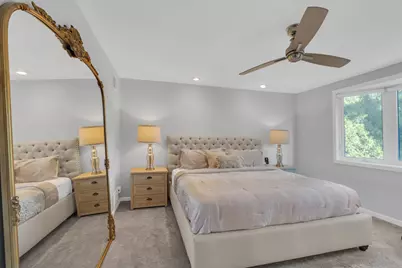 15 Devonshire Drive, Oak Brook, IL 60523 - Photo 22