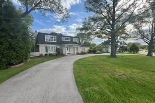 15 Devonshire Dr, Oak Brook, IL 60523 - Photo 40