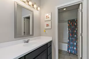 380 Hamilton Rd, Saint Charles, IL 60175 - Photo 28
