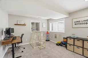 34 W Amber Ave, Cortland, IL 60112 - Photo 24