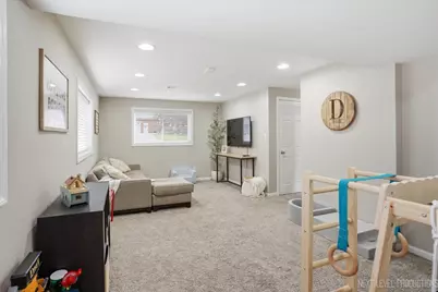 34 W Amber Avenue, Cortland, IL 60112 - Photo 20