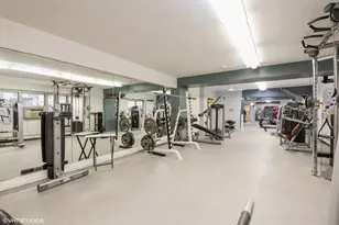 4970 N Marine Dr, Chicago, IL 60640 - Photo 16