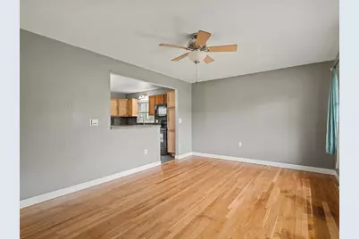 1270 W Staver Street, Freeport, IL 61032 - Photo 4
