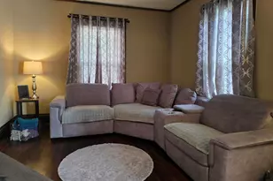 2304 17th Ave, Rockford, IL 61104 - Photo 8