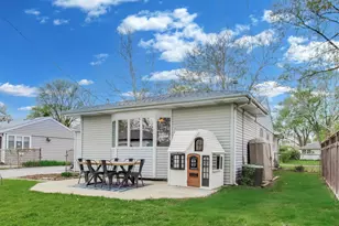 3100 Falcon Ct W, Rolling Meadows, IL 60008 - Photo 18