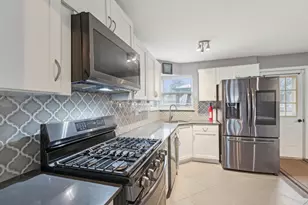 244 Glendale Rd, Glenview, IL 60025 - Photo 4
