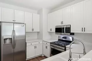 606 Hartford Ct, Oswego, IL 60543 - Photo 6